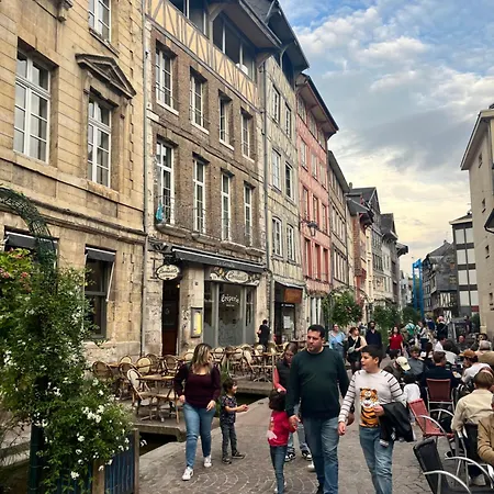 Apartment Petit Nid Ensoleille *