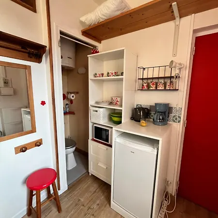 Petit Nid Ensoleille روان